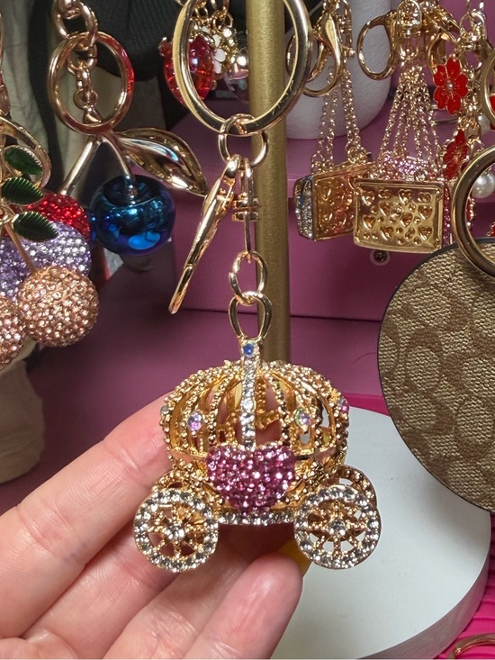None Handbags - Crystal Carriage Keychain Charm - Gold & Pink